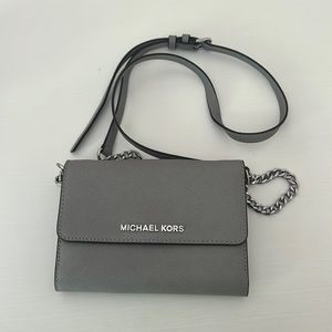 Michael kors cross body purse